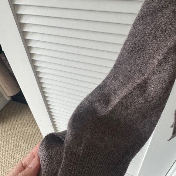 Macy's Cashmere Charter Club | Cashmere Sweater | Taupe - Brown | Size S - Picture 2 of 3